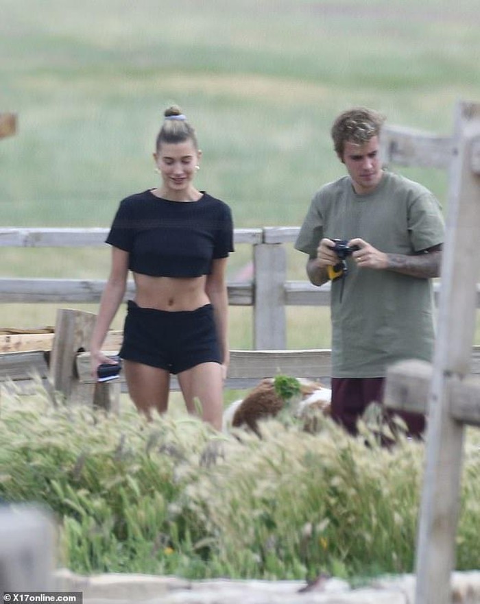 justin-bieber-and-his-wife-cool-off-in-lake-2