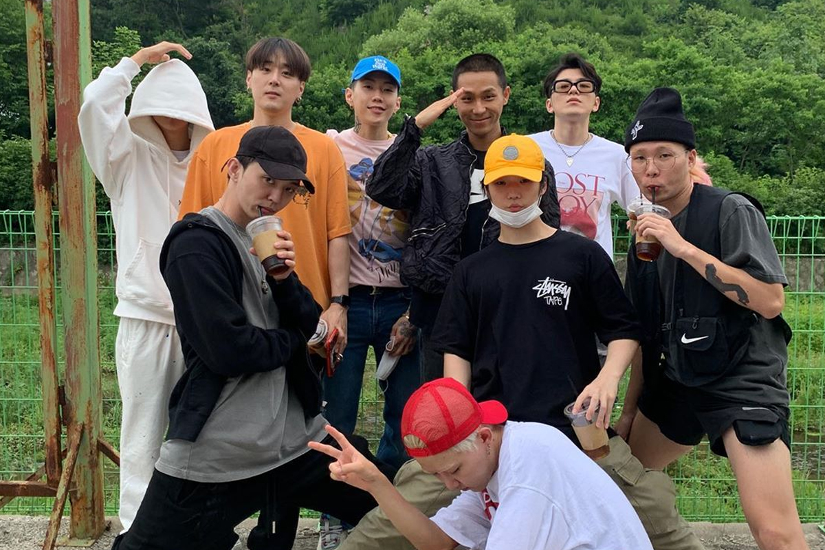 Sik-K enlists in army after saying goodbye to H1ghr Music's artists on June 29