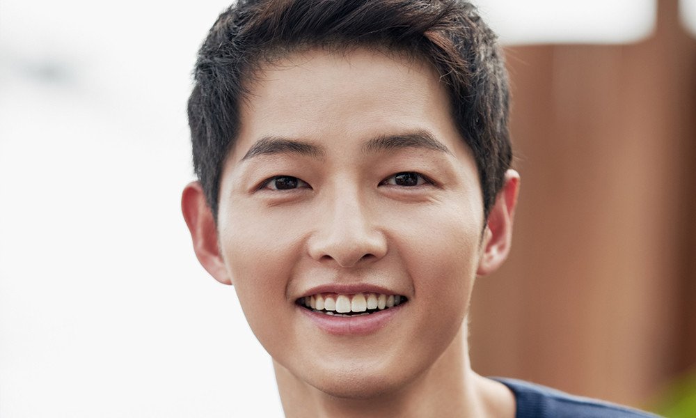 song-joong-ki-agency-denies-recent-dating-rumors-with-lawyer-1