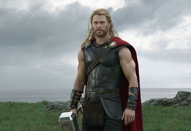 thor-fans-shocked-that-chris-hemsworth-almost-lost-role-to-greys-anatomy-star-1