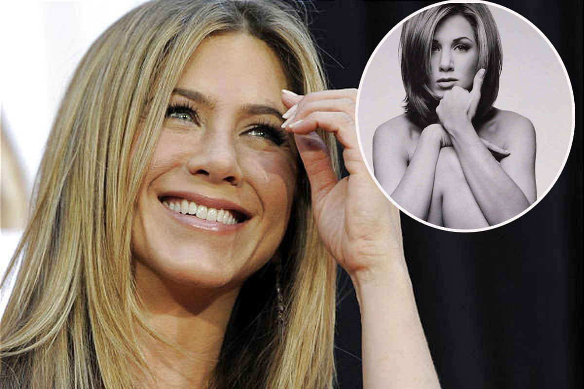Jennifer Aniston is running charity auction for pandemic with her famous naked picture