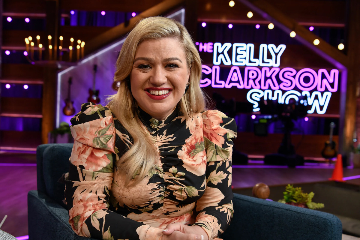 Kelly Clarkson express gratitude towards soon-to-be divorced husband Brandon  Blackstock