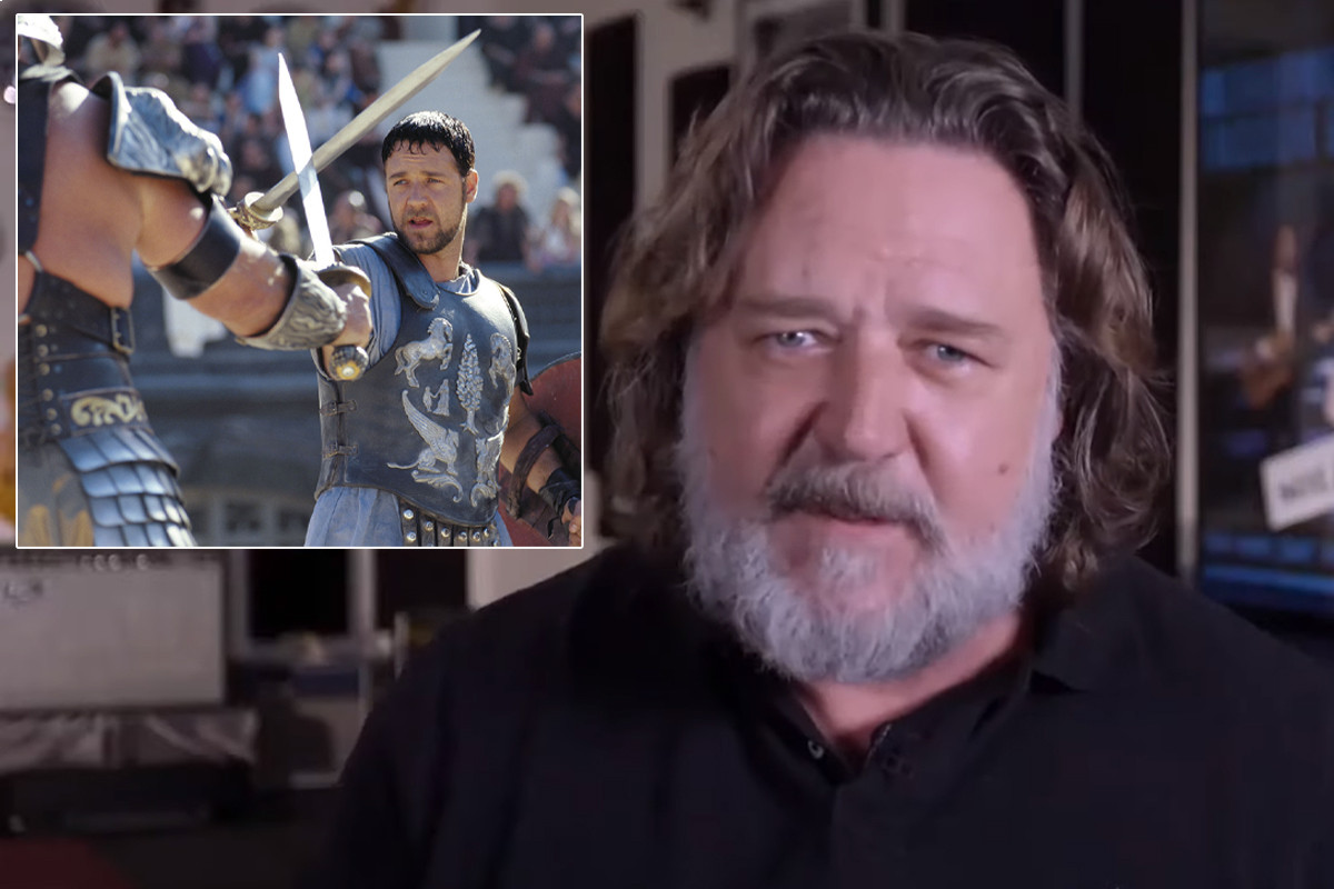 Russell Crowe reveals 'Gladiator' original script was "so bad"