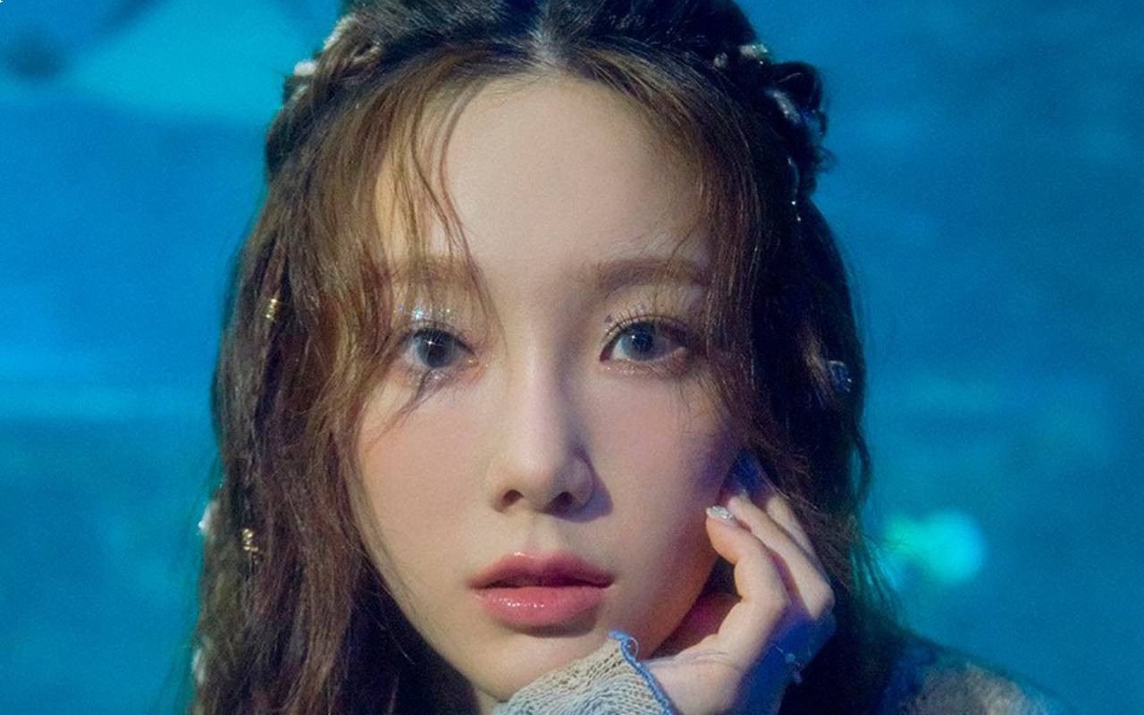 SNSD Taeyeon treats her fans by a cool, refreshing summer version of 'Happy'