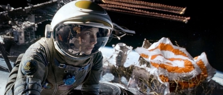 9-must-watch-movies-about-space-travel-and-the-universe-8