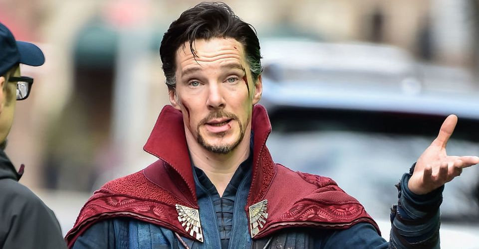 Benedict-Cumberbatch-stepped-out-in-Doctor-Strange-costume-3