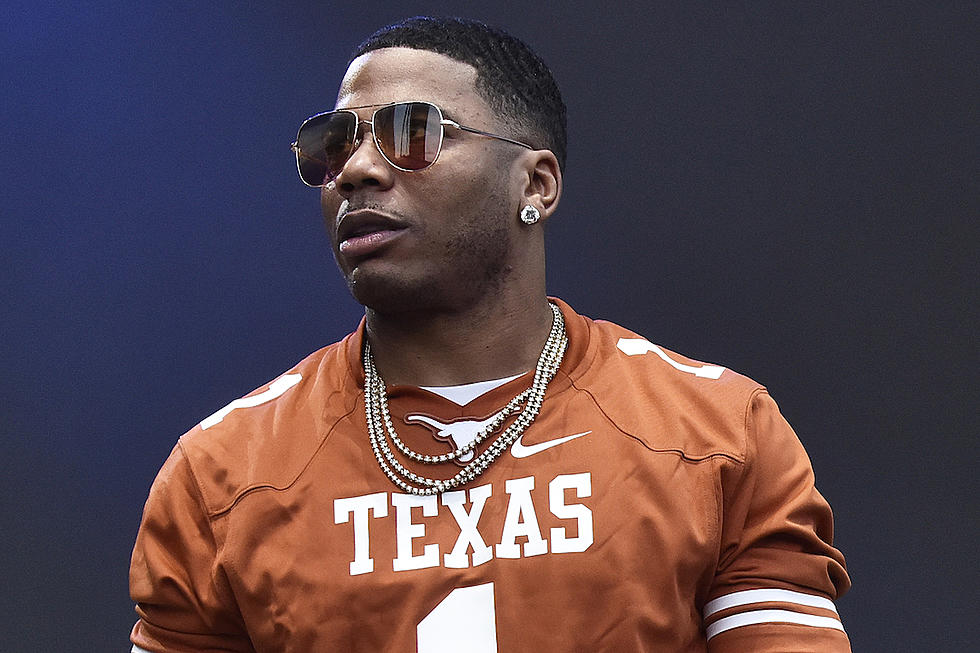Nelly-celebrates-20-year-anniversary-of-Country-Grammar-in-VR-gig-3
