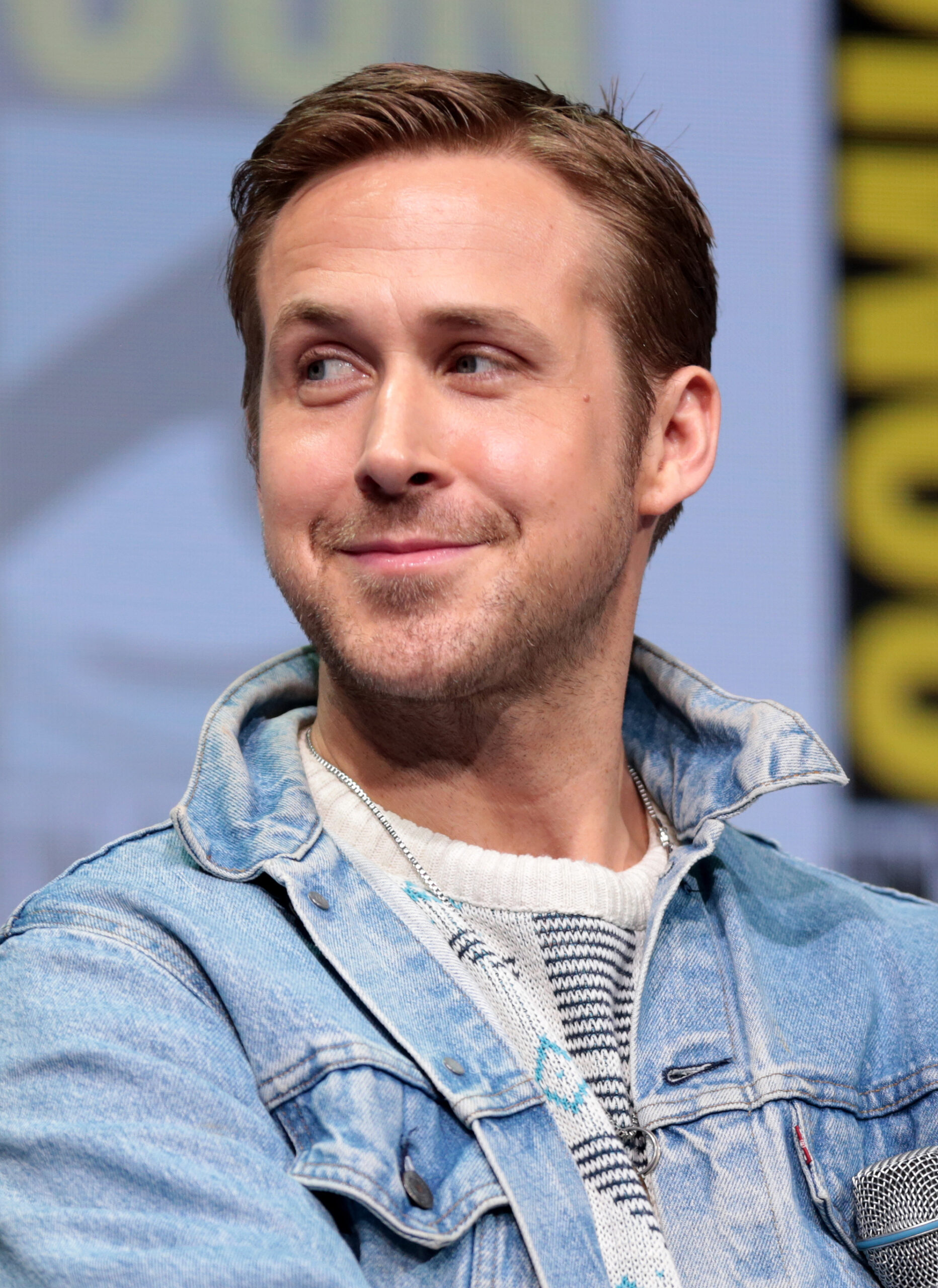 Ryan-Gosling-and-Chris-Evans-to-star-in-200-million-blockbuster-5