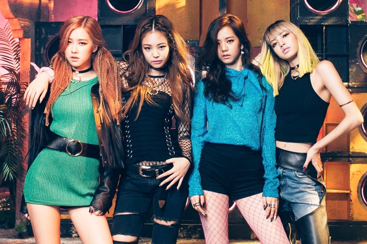 Blackpink achieve 900 million views record for debut MV 'BOOMBAYAH'