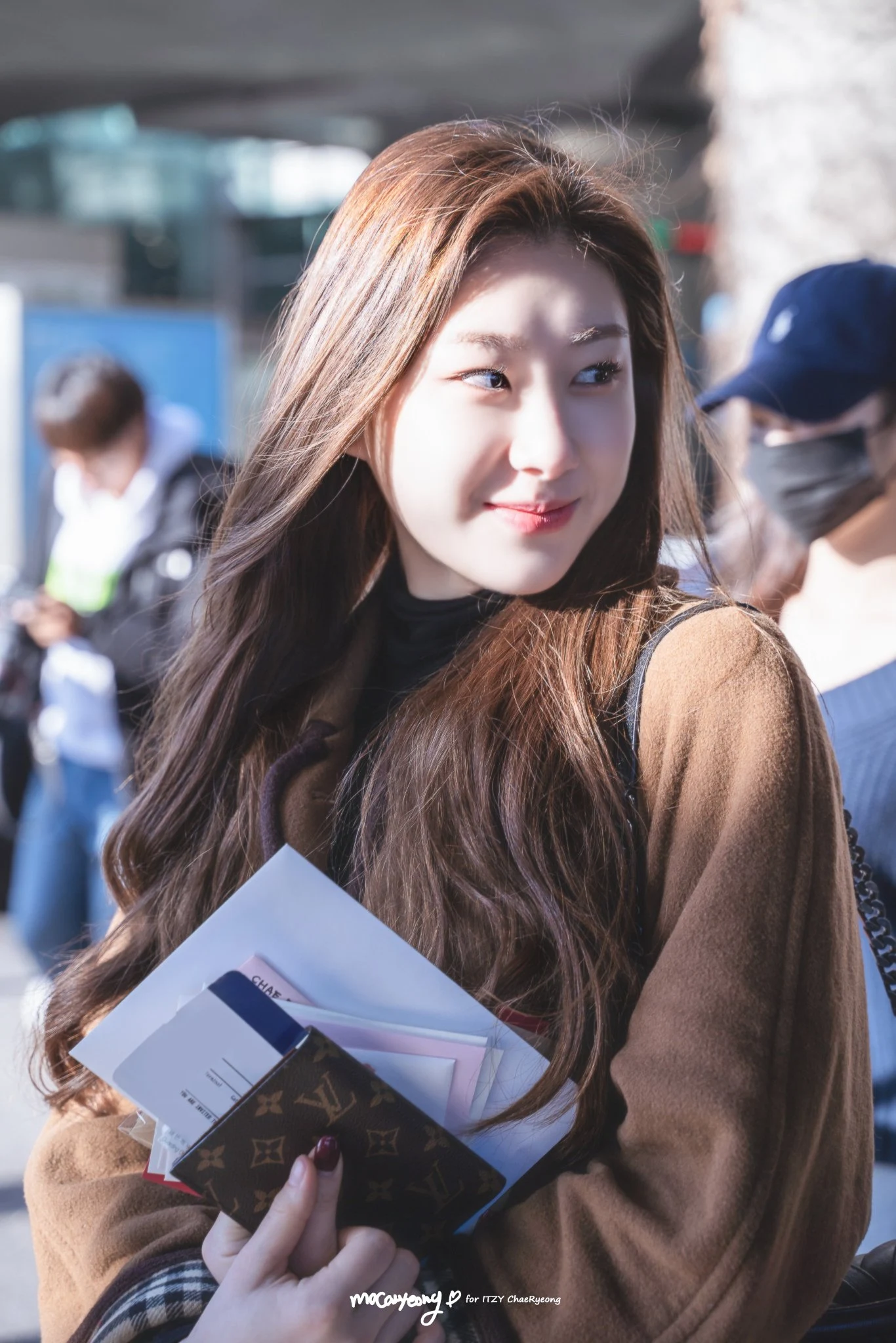 10-fashion-tips-itzy-chaeryeong-airport-style-9