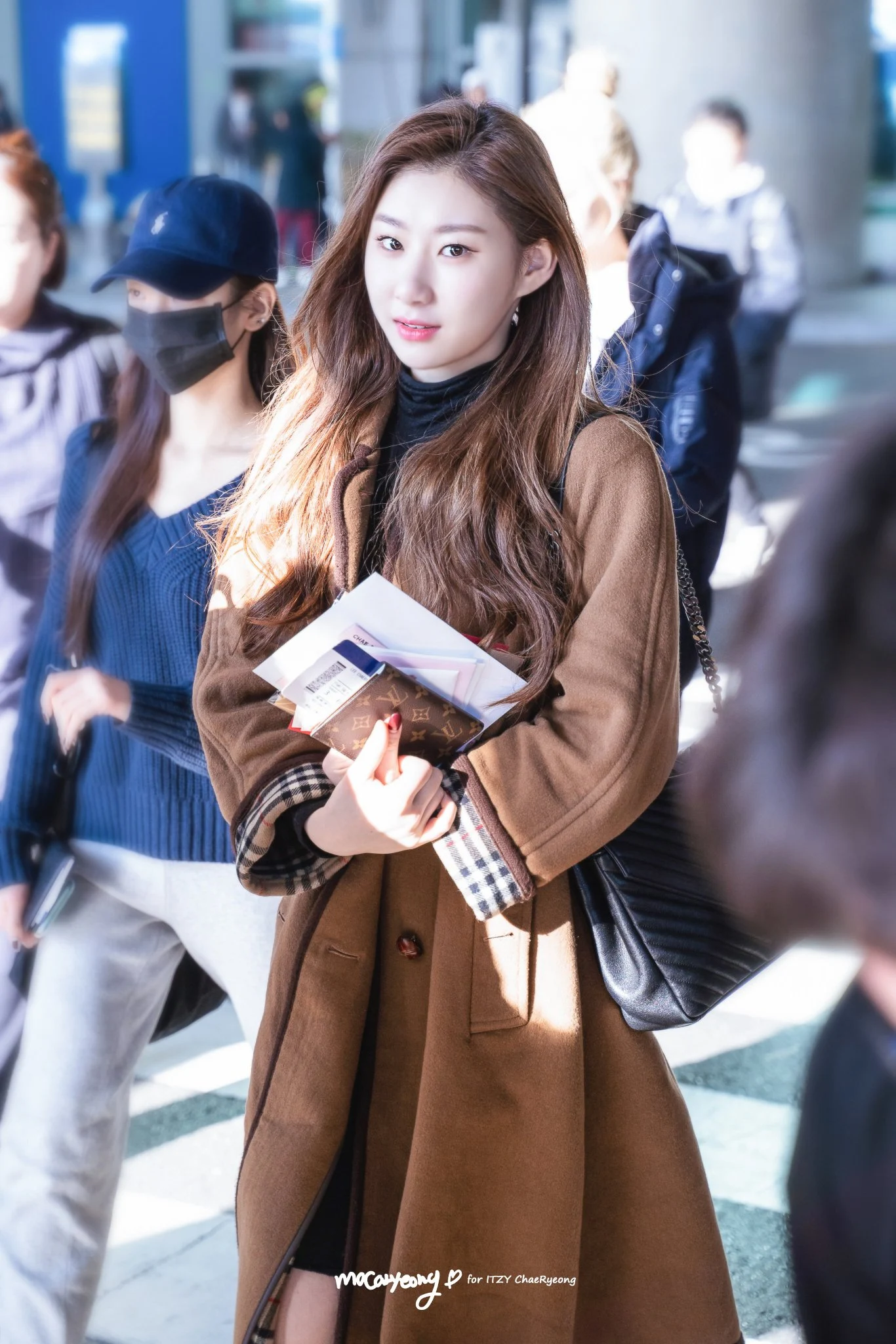 10-fashion-tips-itzy-chaeryeong-airport-style-a