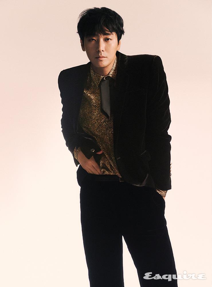 joo-ji-hoon-shares-thoughts-about-his-acting-in-esquire-magazine-7