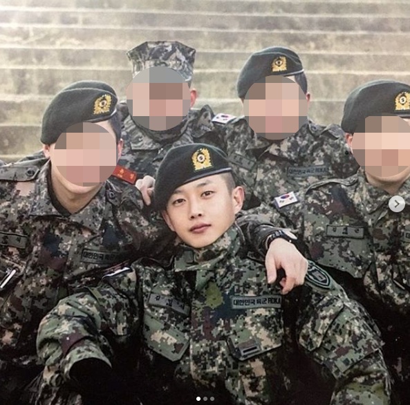kim-min-seok-to-be-discharged-15-days-early-from-military-3