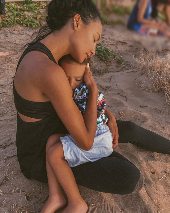 naya-rivera-s-sweet-moment-with-her-son-1