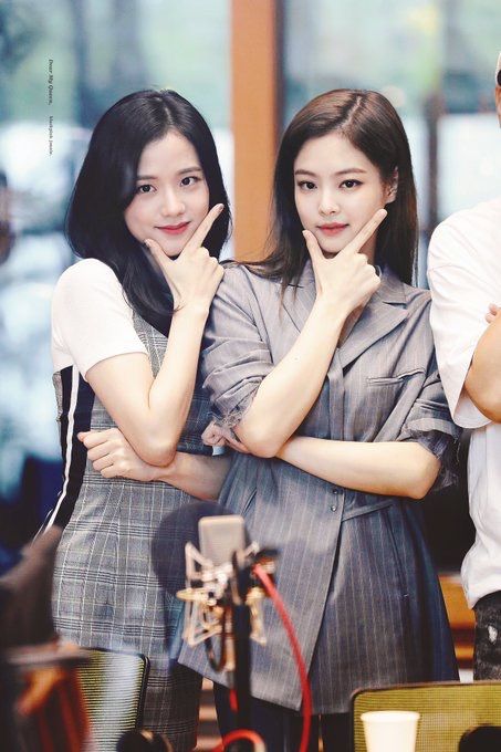 11-visual-pairs-of-idols-that-look-even-better-standing-together-7