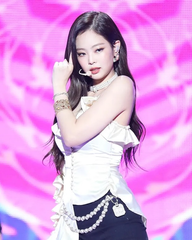 4-reasons-why-jennie-blackpink-can-slay-any-makeup-style-5