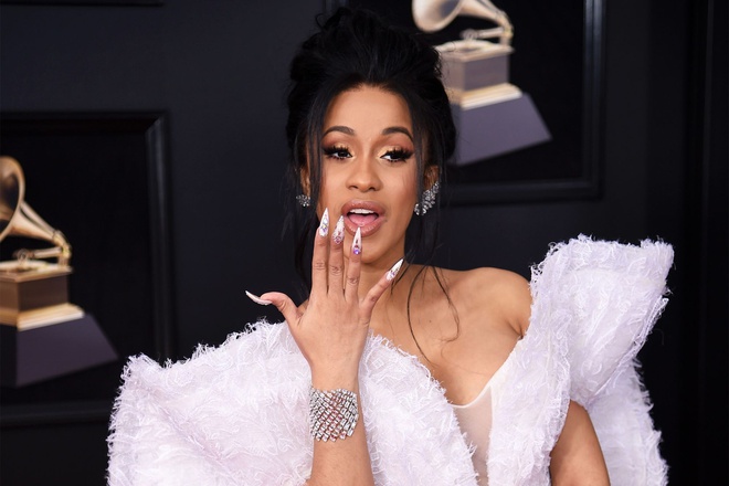 Cardi-B-shared-unexpected-thoughts-about-Nicki-Minaj-1