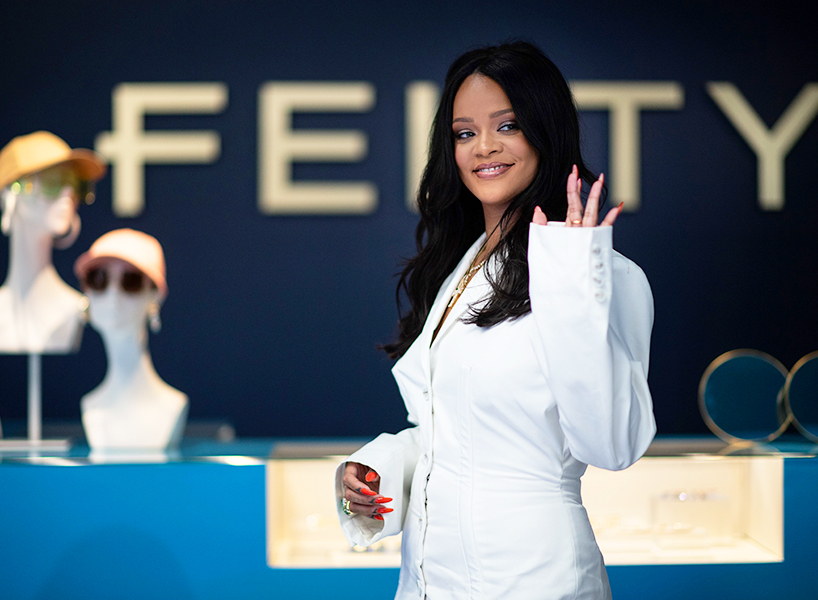 Rihanna-on-Harpers-Bazaar-and-spoils-R9-album-will-be-worth-it-6