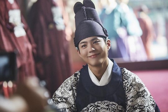 Top-5-movies-of-Park-Bo-Gum-to-watch-during-his-enlistment-to-military-5