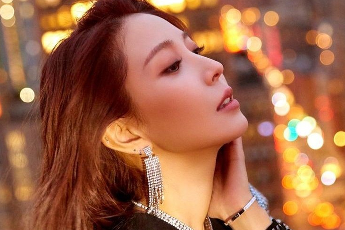 BoA celebrates her 20th anniversary with comfortable feeling