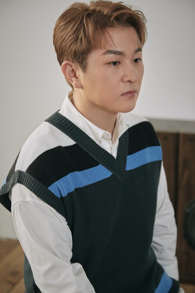 huh-gak-releases-new-profile-photos-after-losing-30-kg-5