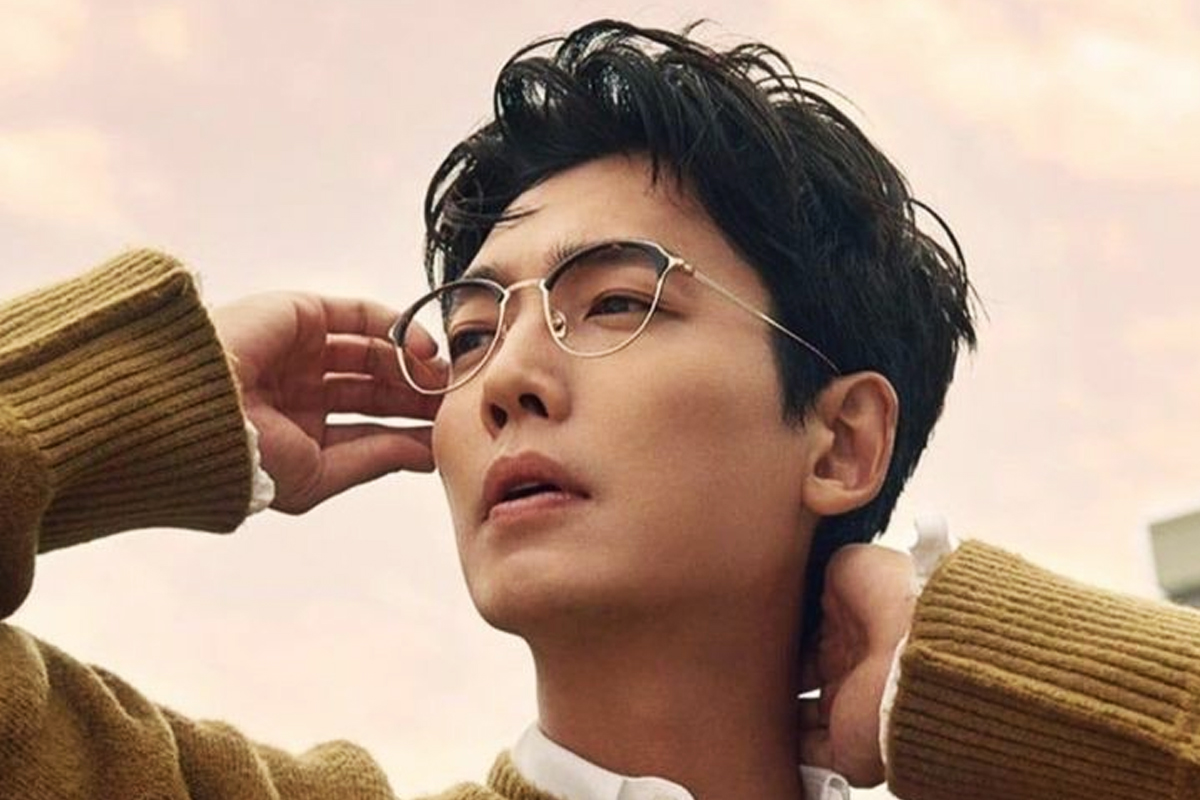 Jung Kyung Ho talks about acting career on Cosmopolitan