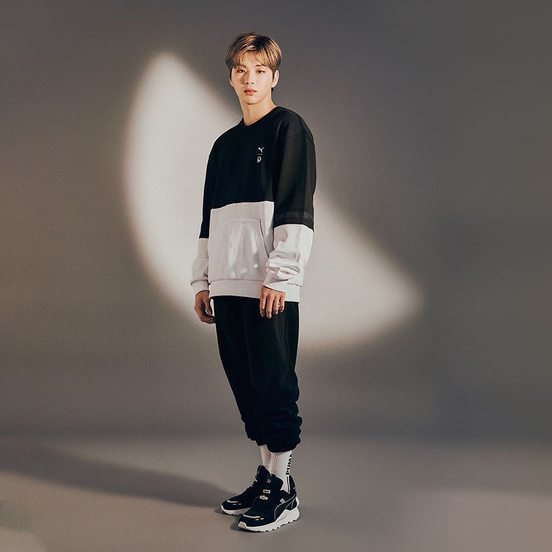 kang-daniel-introduces-new-collab-shoes-with-sports-brand-puma-4
