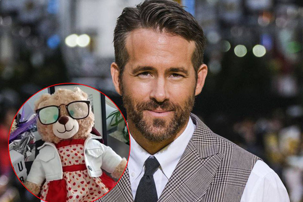 Ryan Reynolds offered a reward of $5000 to find the lost teddy bear
