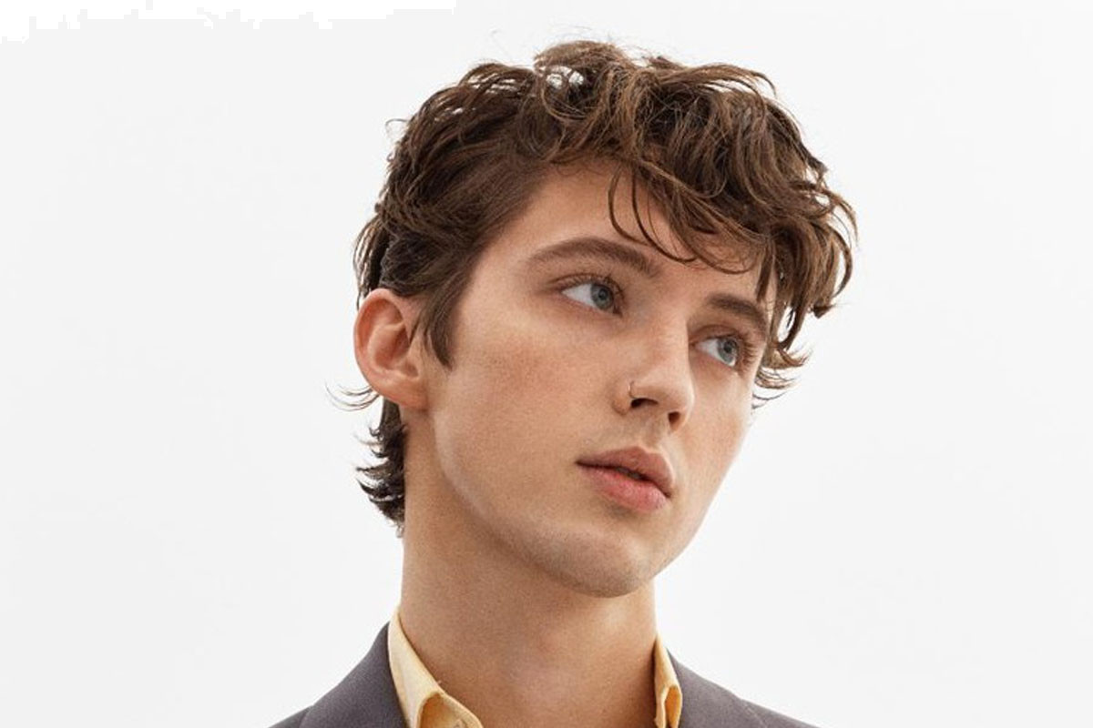 Troye Sivan to tease for the next hot EP
