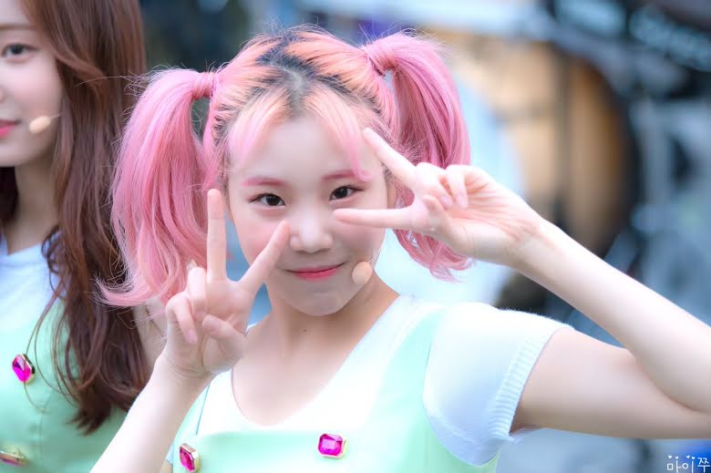 7-female-k-pop-idols-rocking-the-high-pigtail-look-that-seems-impossible-for-normal-people-to-pull-off-14