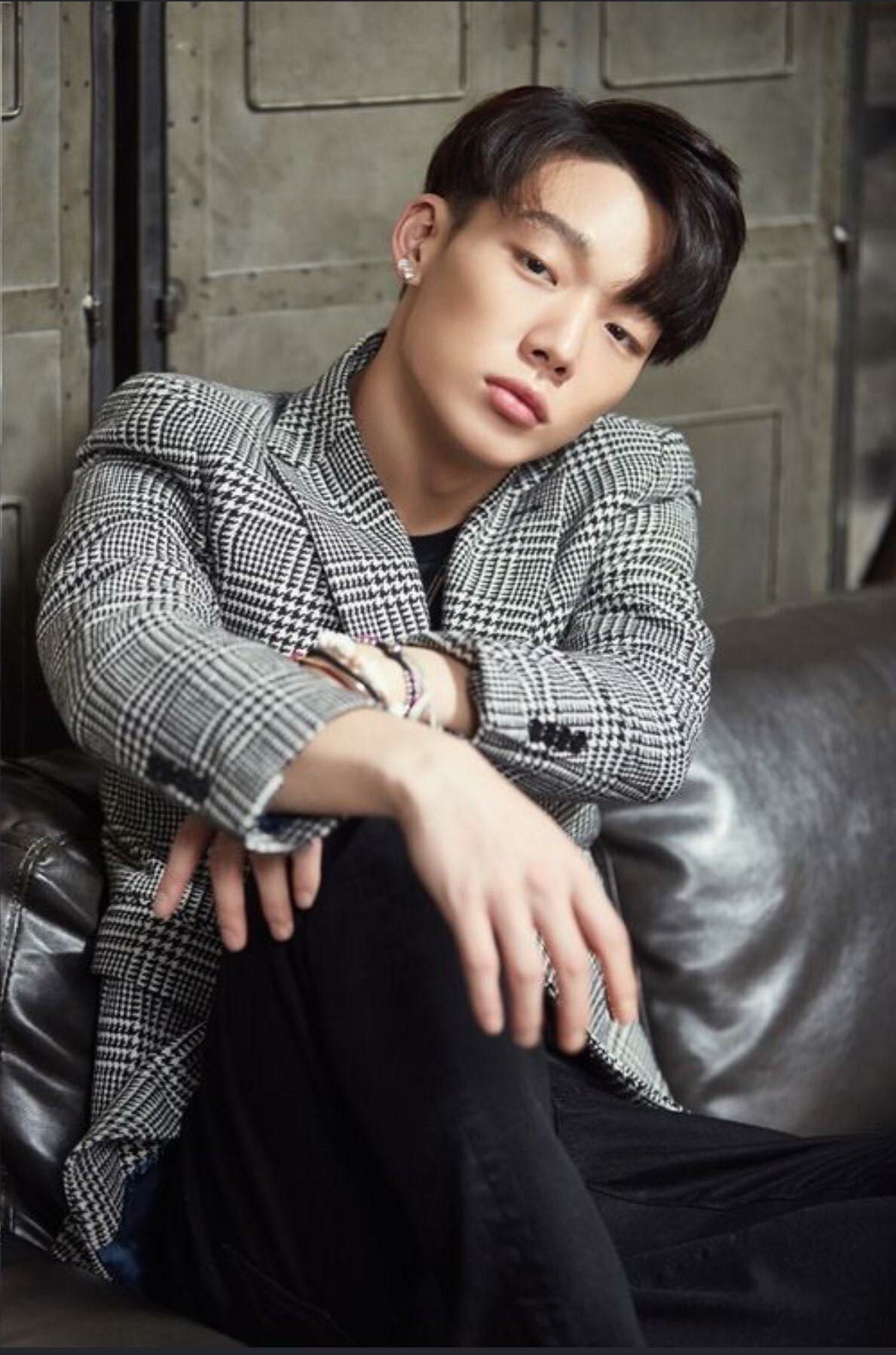 ikon-bobby-to-participate-in-ost-part6-of-tvn-record-of-youth-2