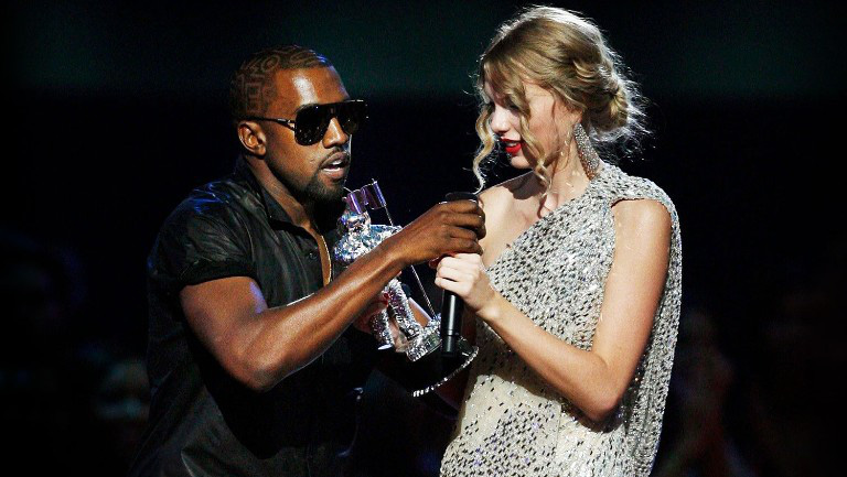 kanye-west-spoke-about-grabbing-taylor-swift-s-microphone-3