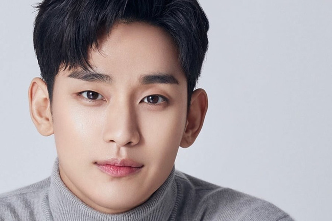 Some of the pasts that Kim Soo Hyun wants to forget
