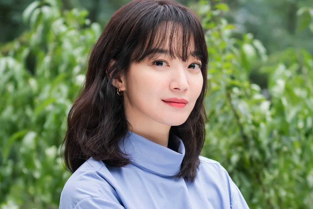 Shin Min Ah shares about relationship with Kim Woo Bin and new movie, 'Diva'