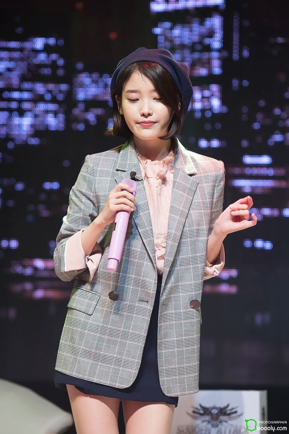 the-chic-collection-when-iu-impressed-with-her-visuals-in-suits-4