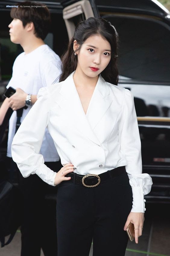 the-chic-collection-when-iu-impressed-with-her-visuals-in-suits-j