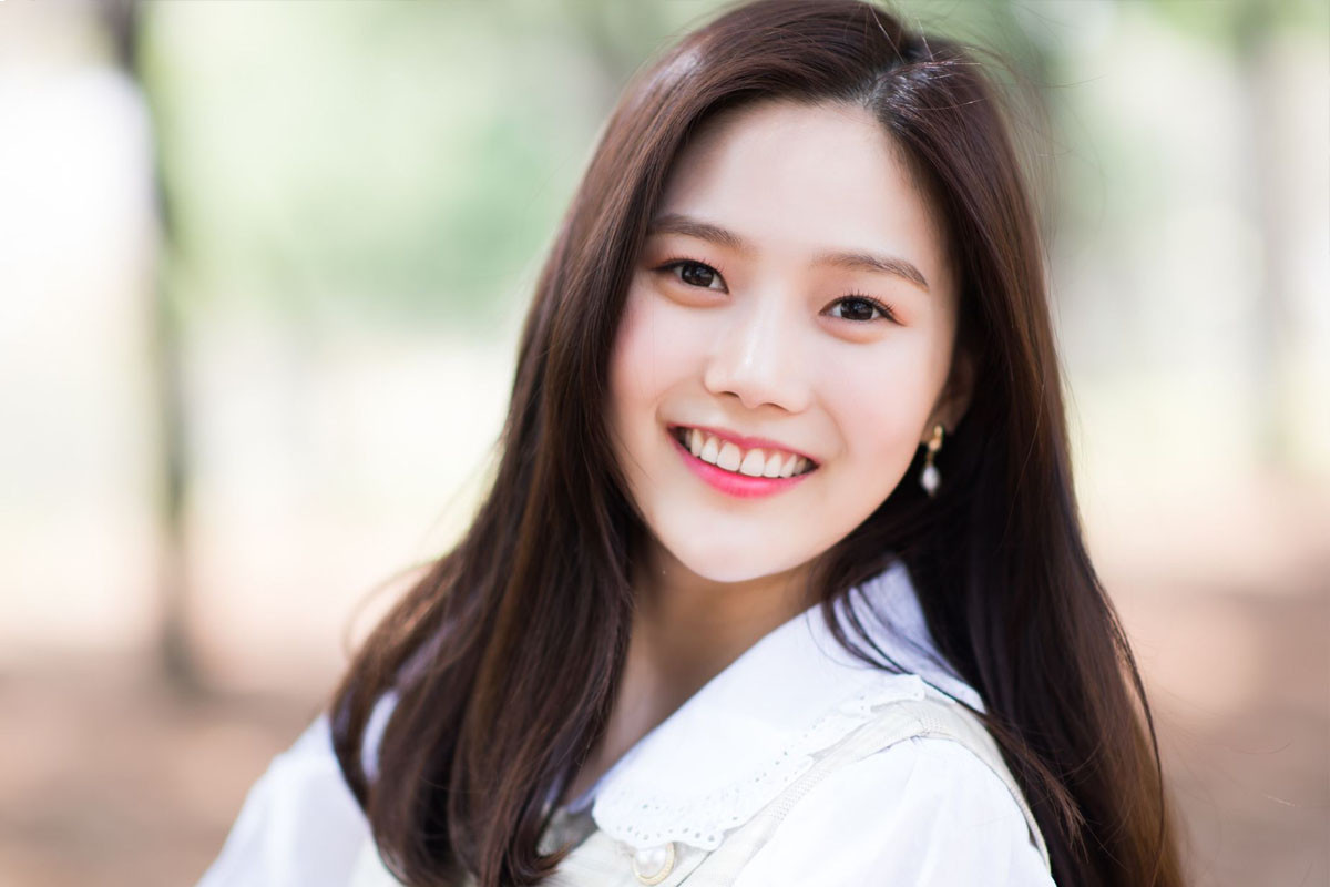 Oh My Girl's Hyojung becomes new MC on OnStyle's 'Get It Beauty'