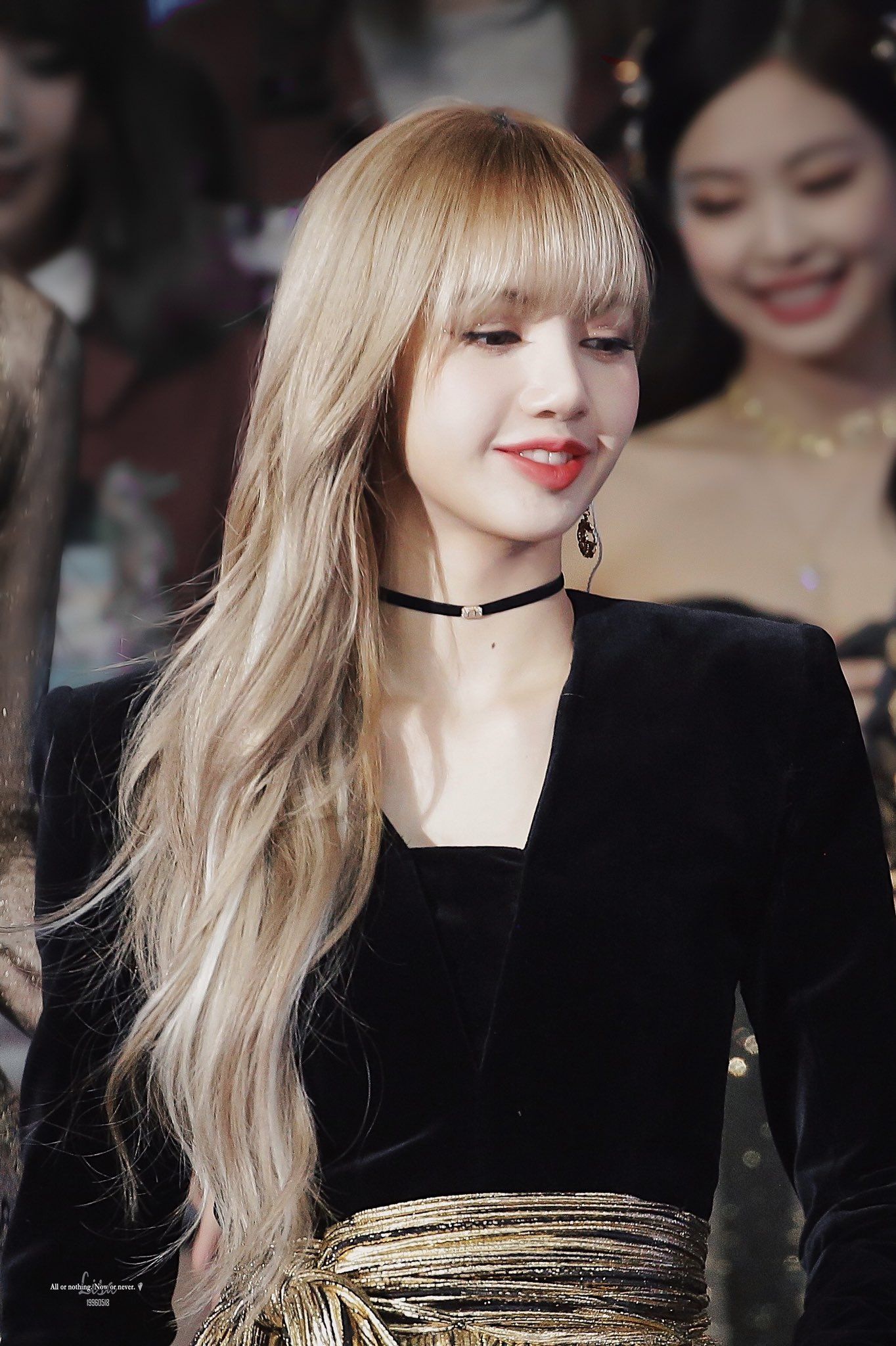 How-To-Look-Like-BLACKPINK-Members-With-Physical-Weakness-9