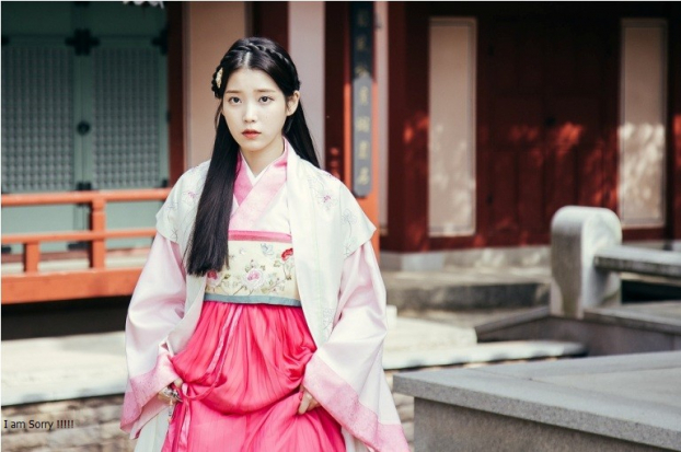 Top 10 Female Korean Stars Who Look Perfect in A Hanbok Ranked by K-Netizens