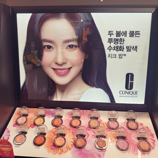 clinique-removes-red-velvet-irene-from-advertising-posters-after-her-controversy-2
