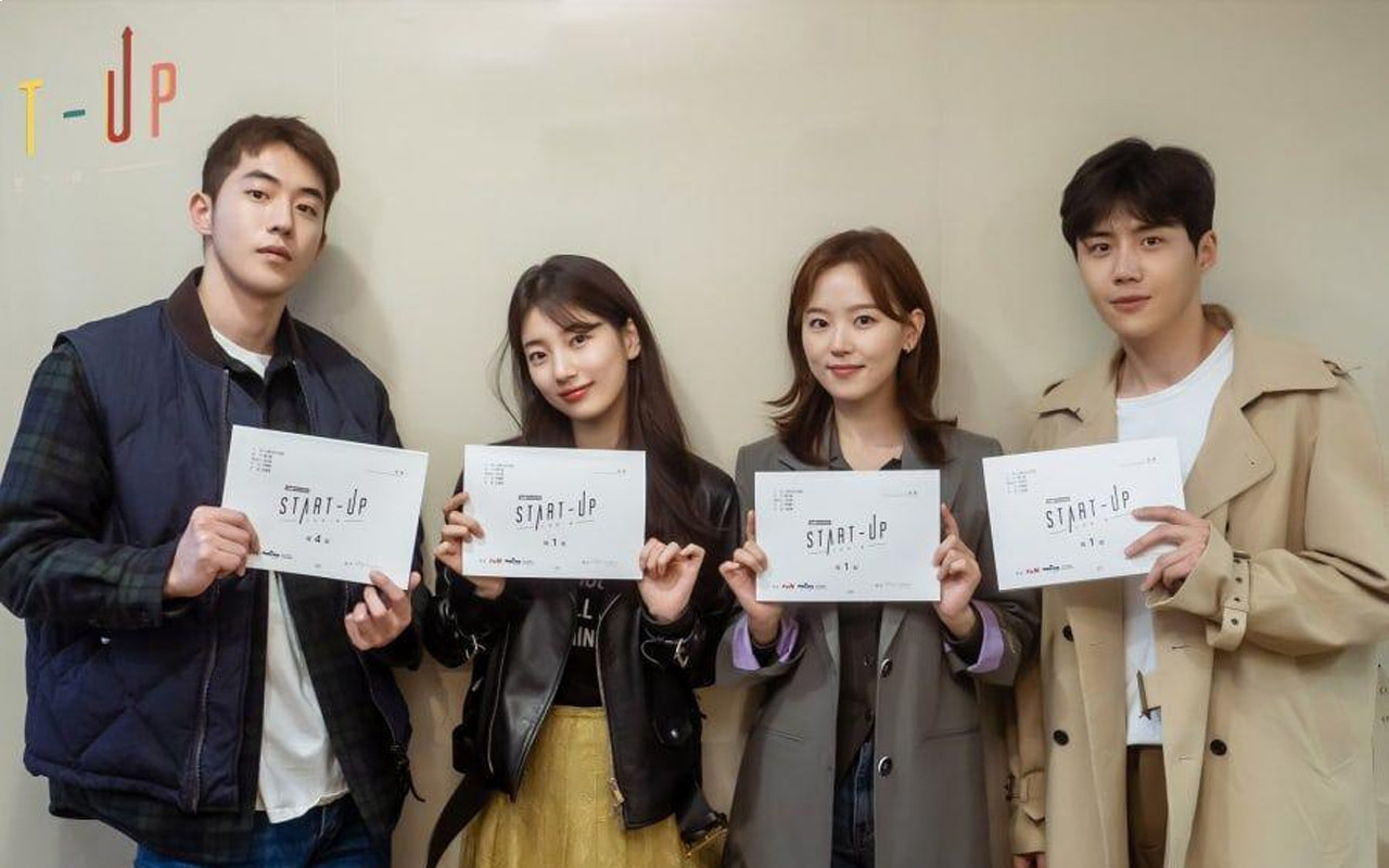 Suzy, Nam Joo Hyuk, Kim Seon Ho, And Kang Han Na Stay True To Character of "Start Up" On The Set