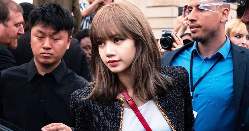 Lisa To Be The 1st Receiving Celine's New Collection Straight From Catwalk