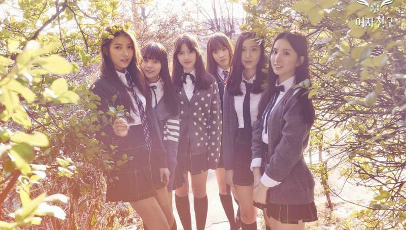 top-5-groups-who-are-known-for-the-school-uniform-concept-2