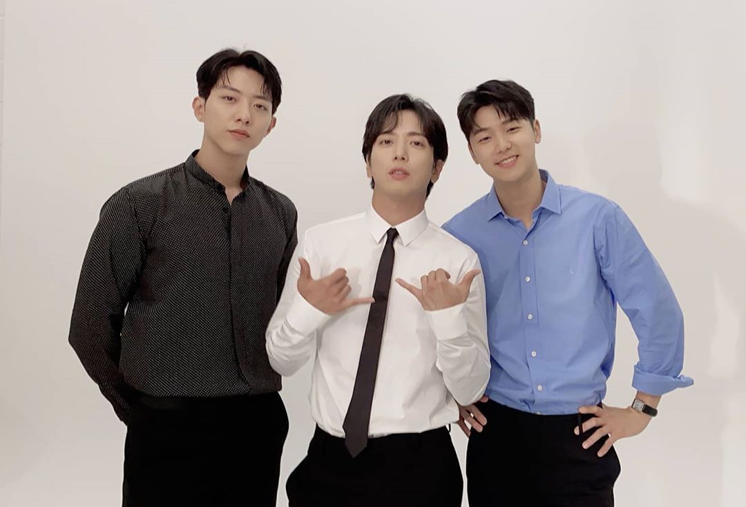 CNBLUE To Make Comeback On November 17 After 4 Years