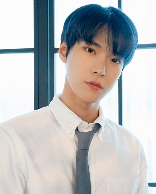 nct-doyoung-confirmed-to-play-male-lead-in-mbcs-drama-the-curious-stalker-2