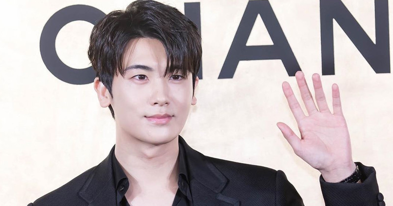 Park Hyung Sik Takes Final Vacation Before Officially Discharge On January 4, 2021