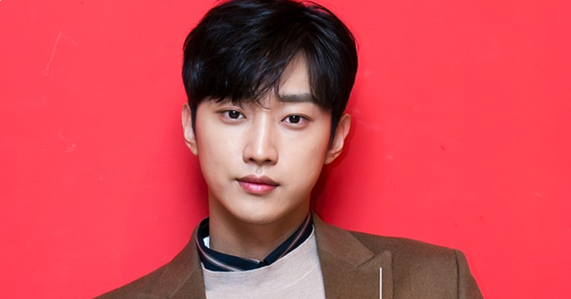 Jinyoung Offered Lead Role In New KBS Rom-Com Drama 'Police Academy'