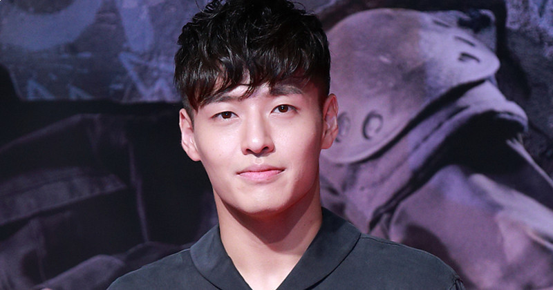 Kang Ha Neul Undergoes COVID-19 Testing After JTBC's 'Insider' Staff Member Tested Positive