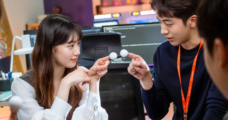 'Start-Up' Previews The Heartbeat Moments Between Suzy and Nam Joo Hyuk