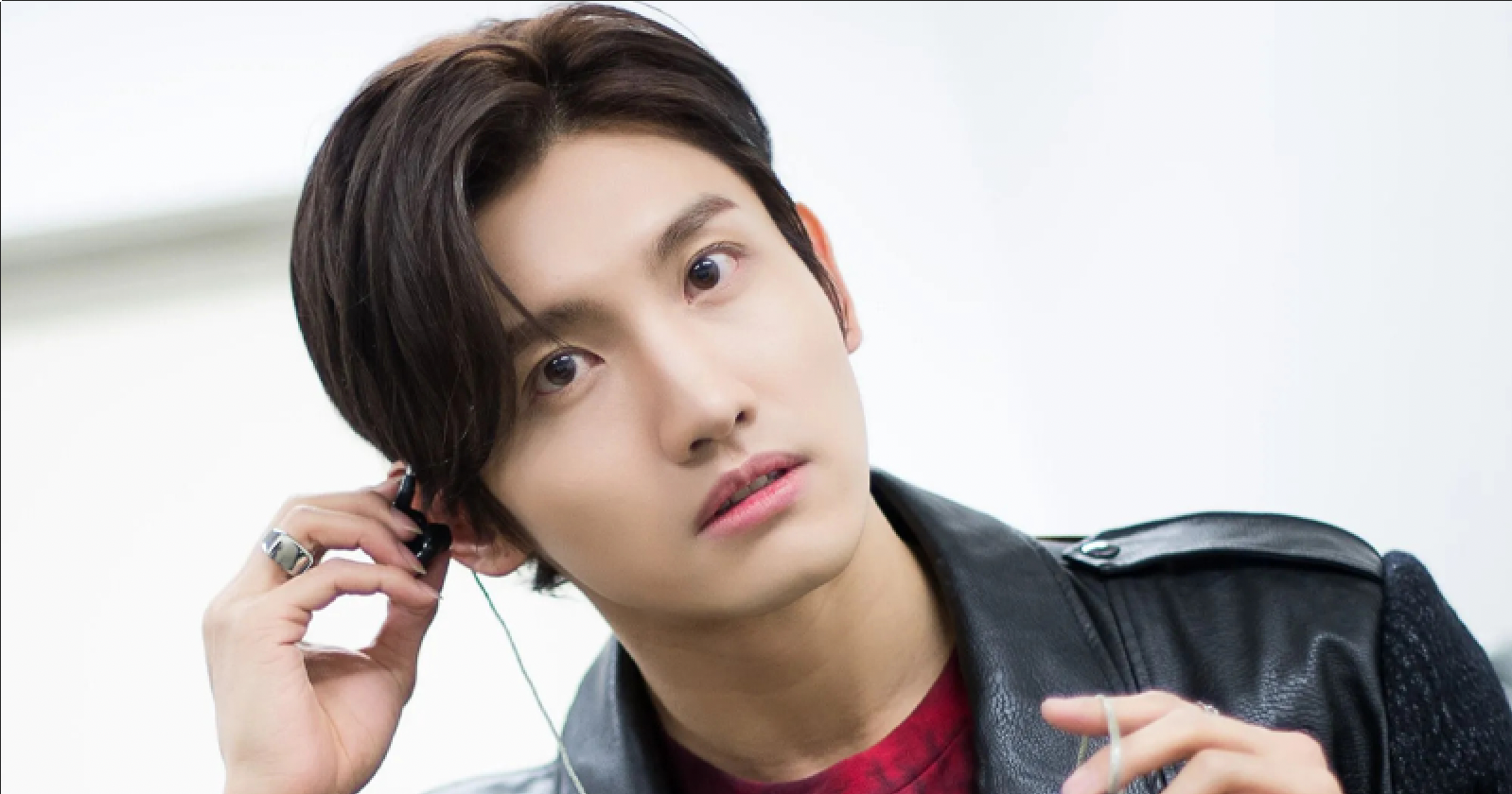 Max Changmin Draws Attention for Liking an Instagram Post Showing All 5 TVXQ Members